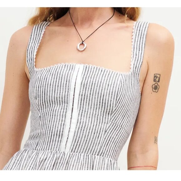 Reformation Tagliatelle Dress in Vineyard - Picture 2 of 7